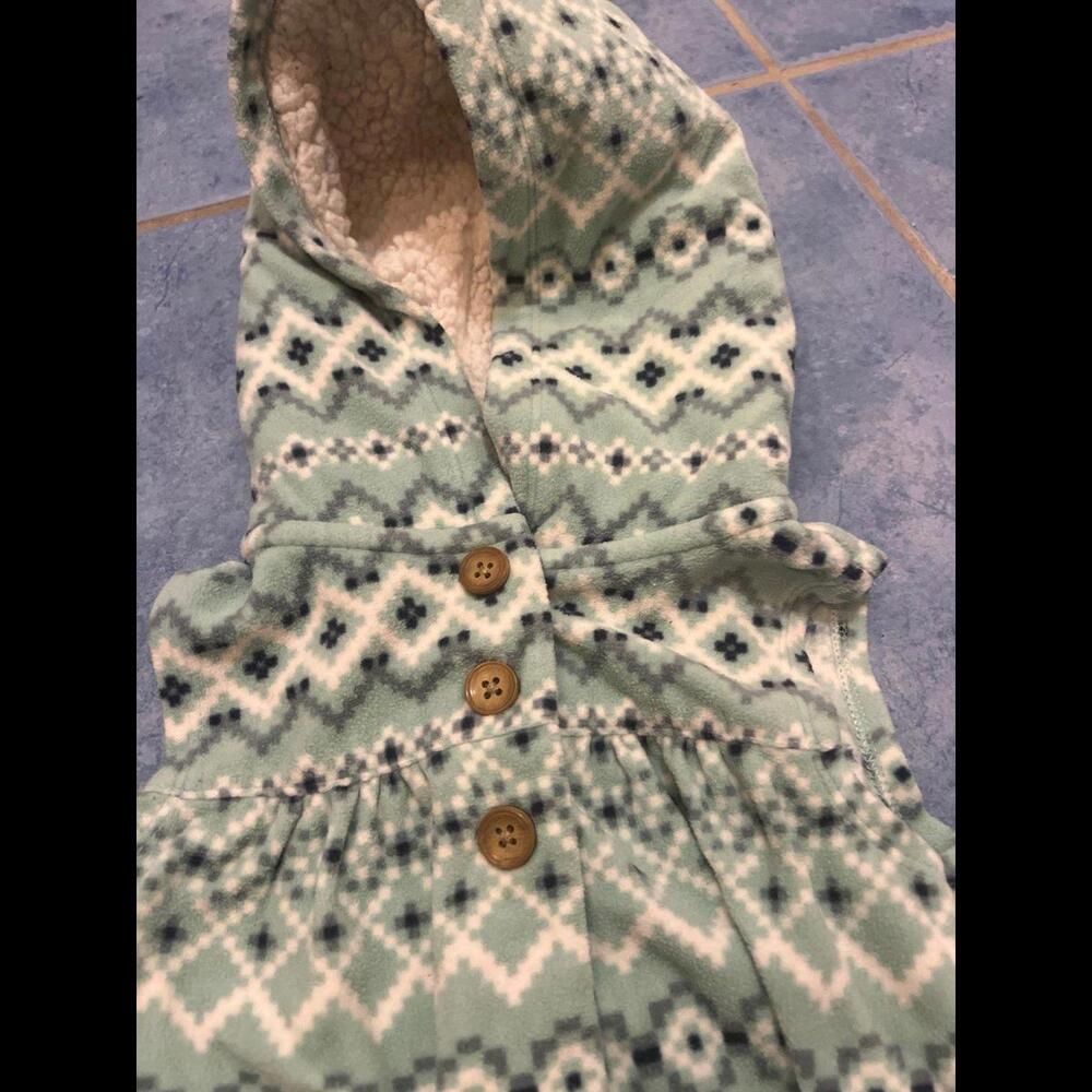Carters 9 month new Sherpa hooded fleece sweater vest